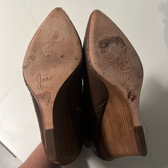 JOIE 'JALENA' SNAKE EMBOSSED POINTY TOE WEDGE BOOTIE SZ 39.5 BROWN - Picture 5 of 8